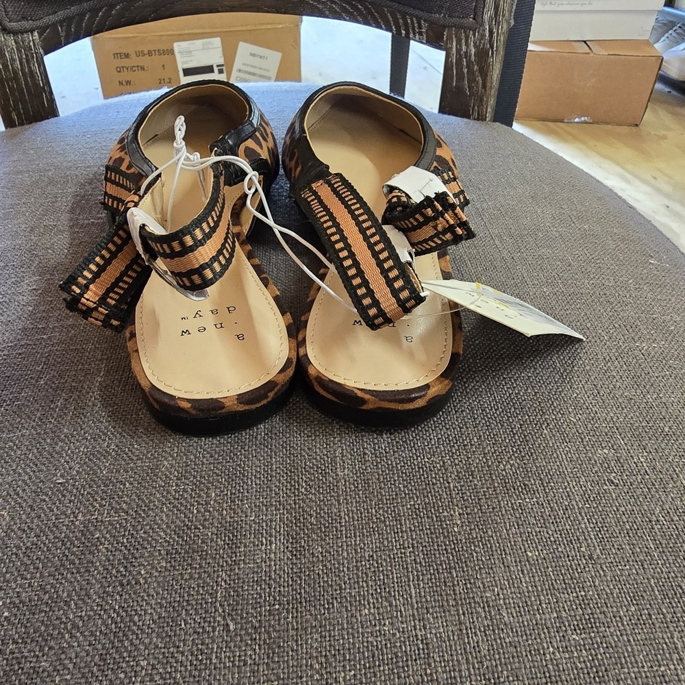 Women's London Sling Back Flats A New Day Brown Animal Print Size 7 NWT - Picture 4 of 4